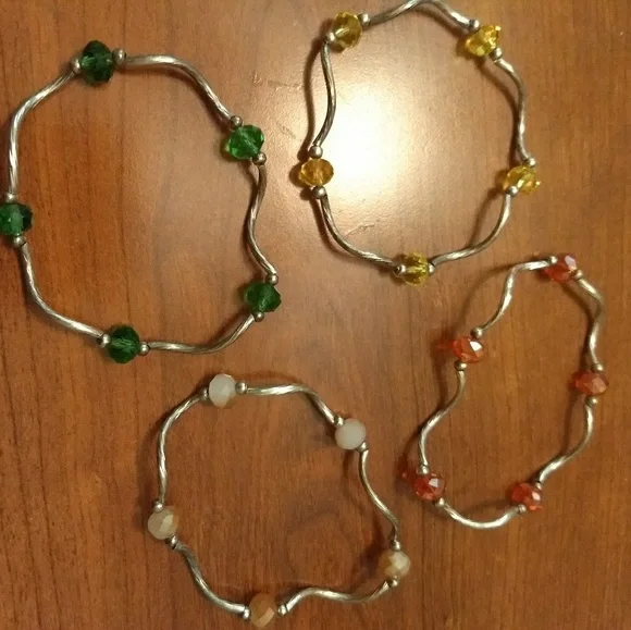 4 stretch silver twirl crystal bracelets - Picture 4 of 4